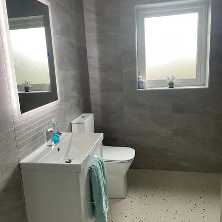 Keeloges Camp Tents And Caravan Site No Bed Camp Grounds Only Kemp