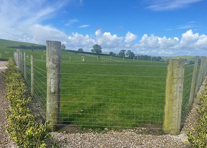 Keeloges Camp Tents And Caravan Site No Bed Camp Grounds Only Kemping